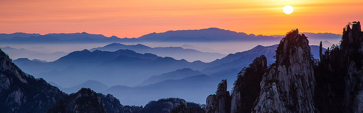 황산의 웅장함과 휘주의 고즈넉함